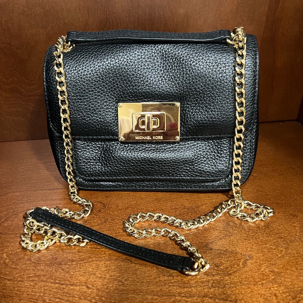 Michael Kors leather crossbody bag in Black. Great used condition